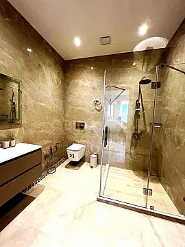 Satılır 6 otaqlı həyət evi 620 m²