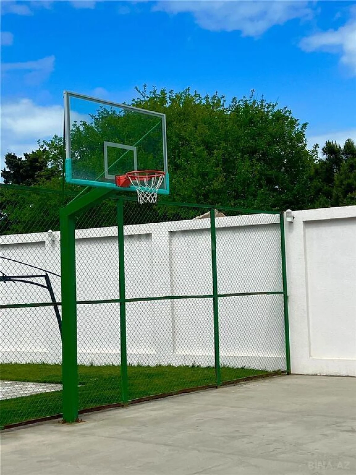 Satılır 6 otaqlı həyət evi 620 m²