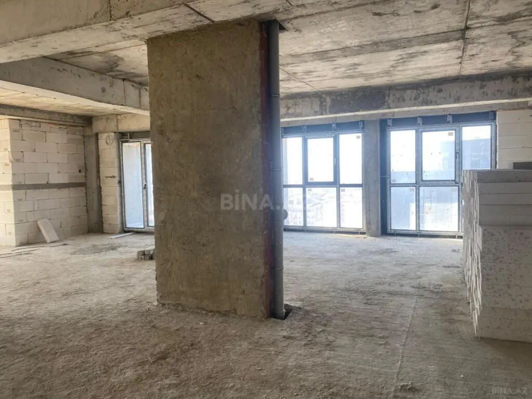 Satılır 2 otaqlı mənzil 93.2 m²