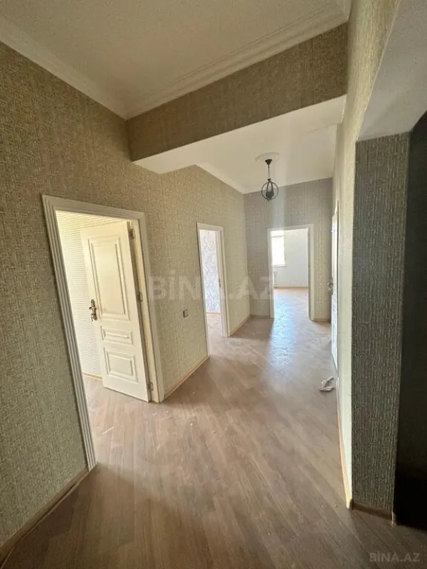 Satılır 3 otaqlı mənzil 115 m²
