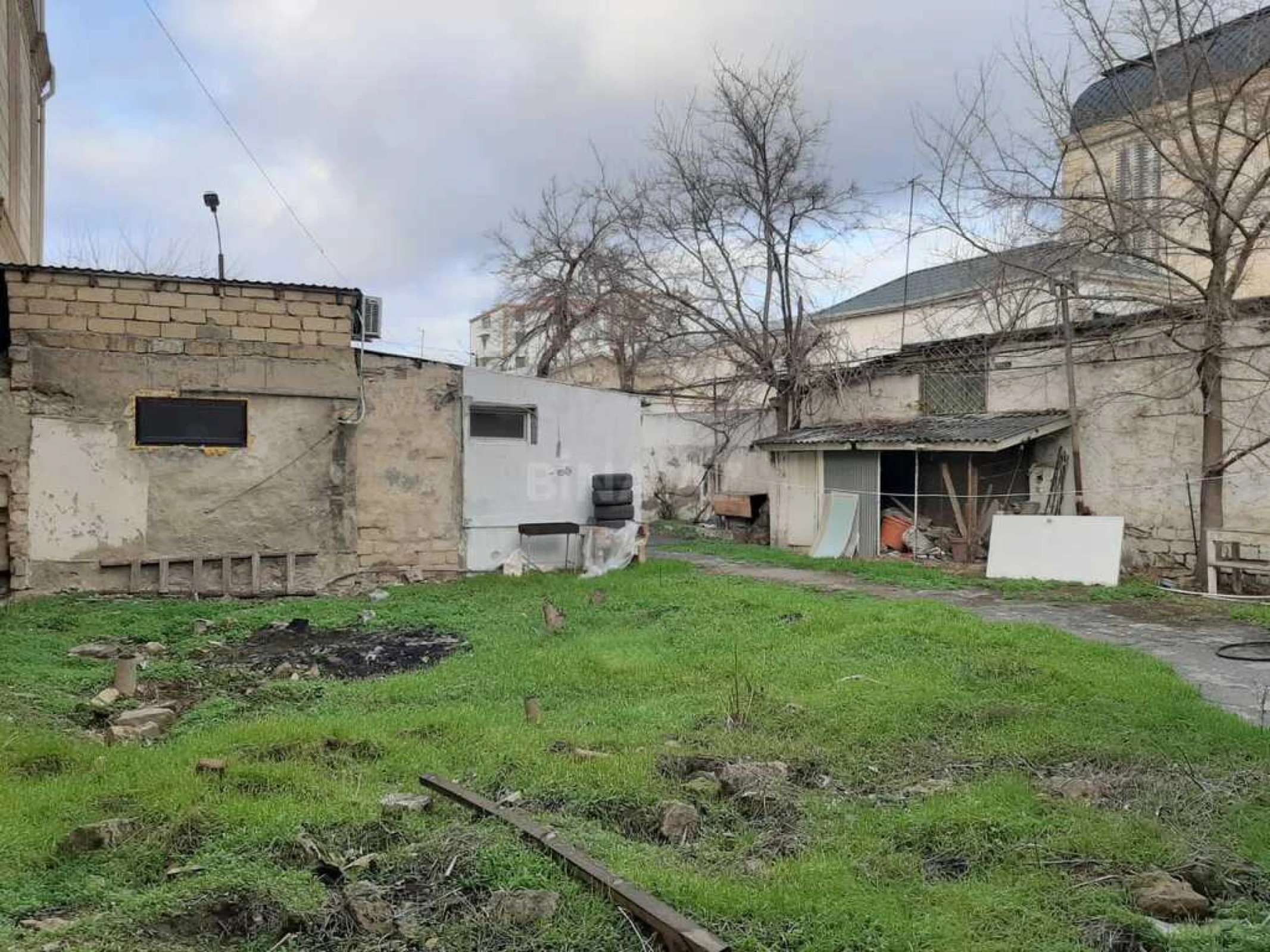 Satılır torpaq sahəsi 6 m²