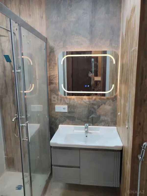 Kirayə verilir 2 otaqlı mənzil 100 m²