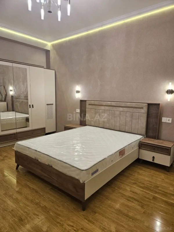Kirayə verilir 2 otaqlı mənzil 100 m²