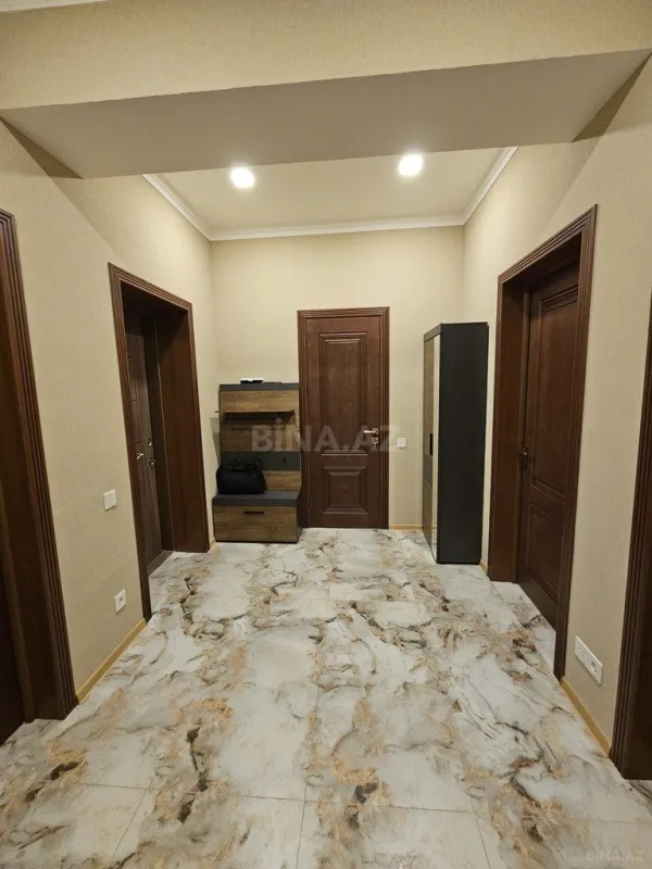 Kirayə verilir 2 otaqlı mənzil 100 m²