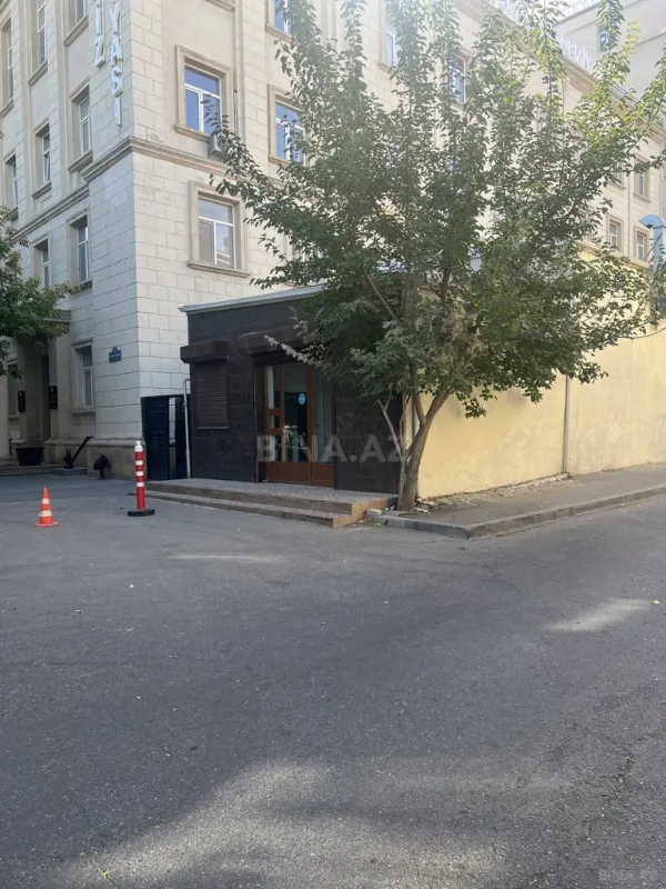 Satılır obyekt 146 m²