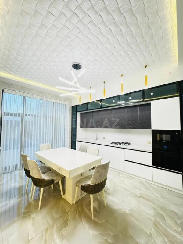 Satılır 6 otaqlı həyət evi 400 m²