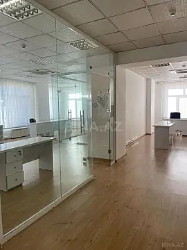 Satılır obyekt 683 m²
