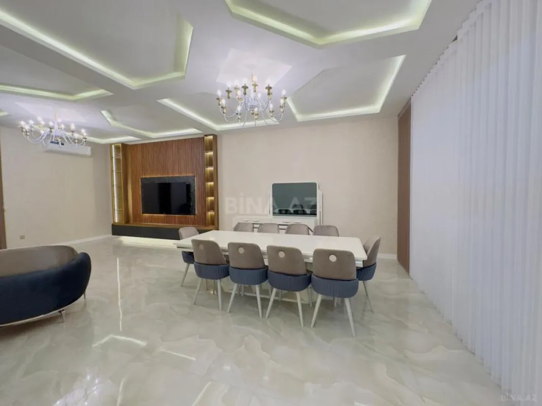 Satılır 6 otaqlı həyət evi 300 m²