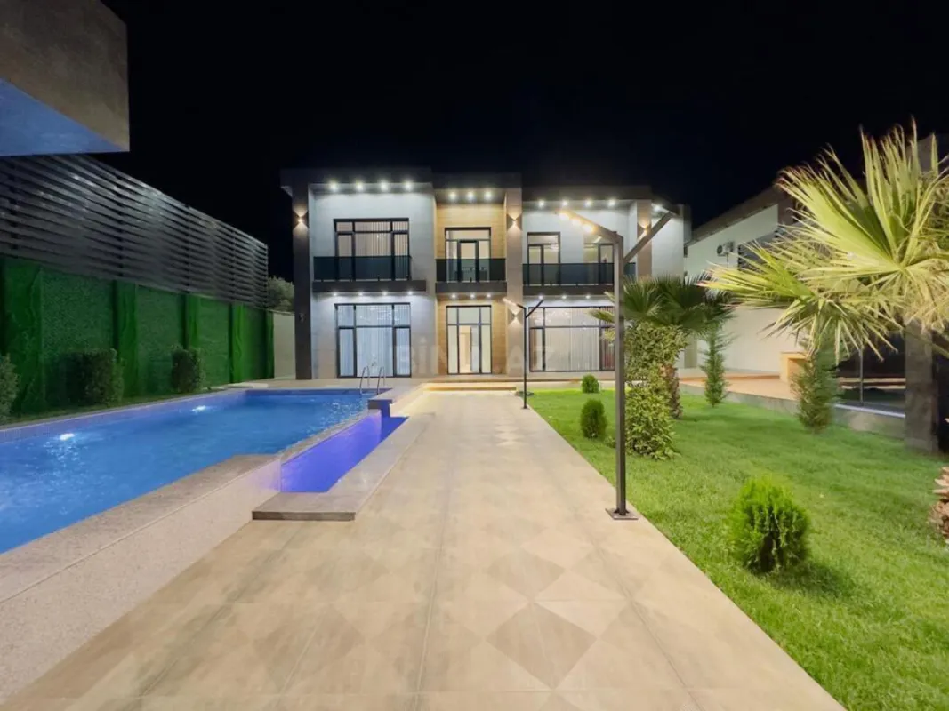 Satılır 6 otaqlı həyət evi 300 m²