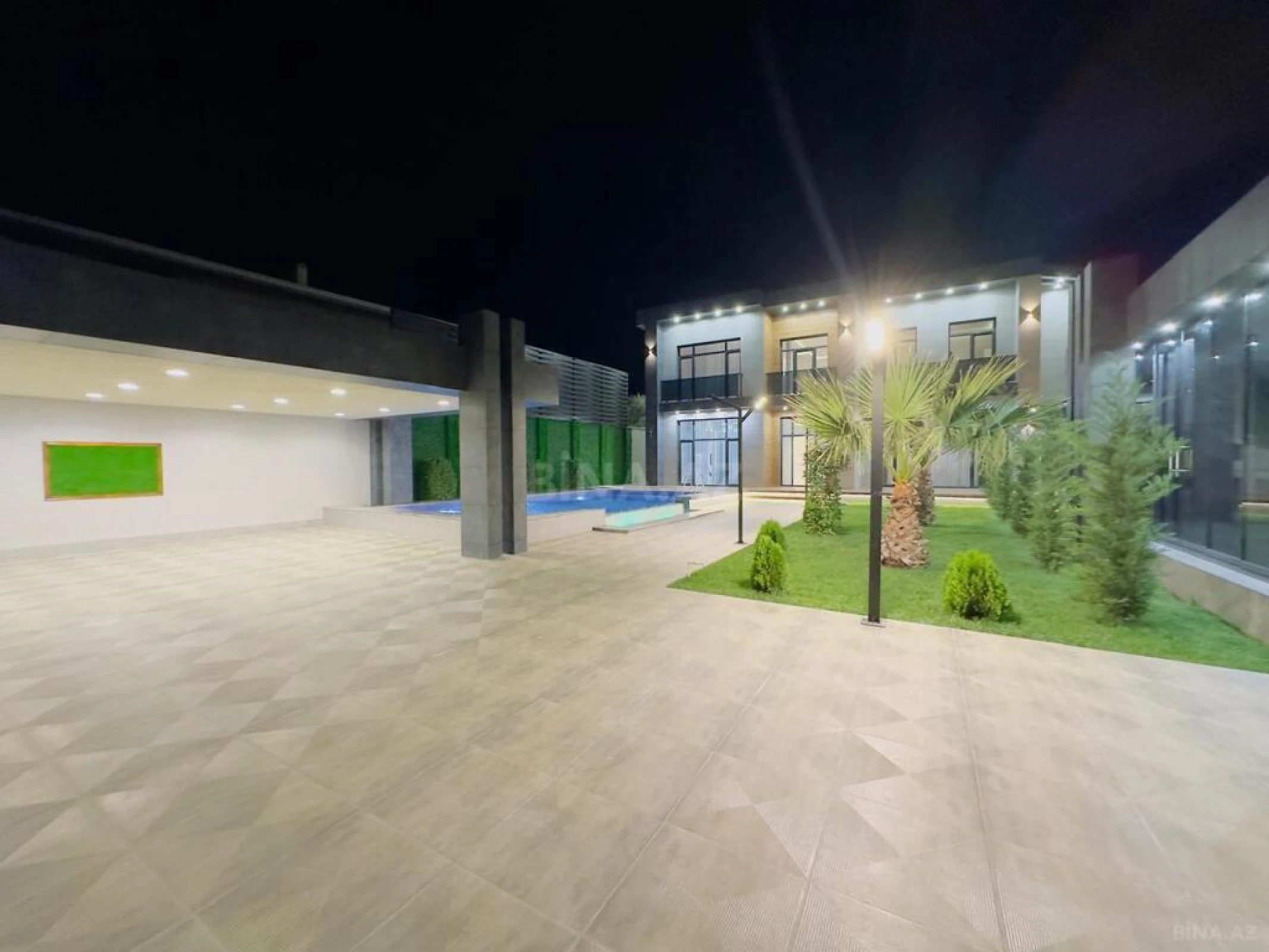 Satılır 6 otaqlı həyət evi 300 m²