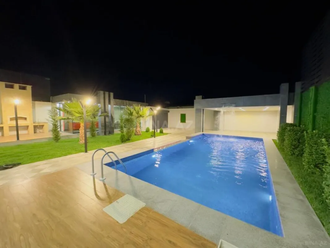 Satılır 6 otaqlı həyət evi 300 m²