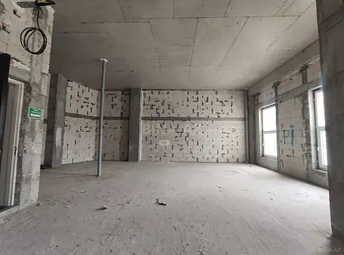 Kirayə verilir obyekt 250 m²