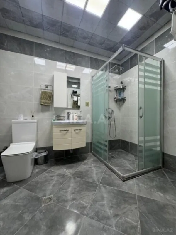 Satılır 3 otaqlı mənzil 110 m²