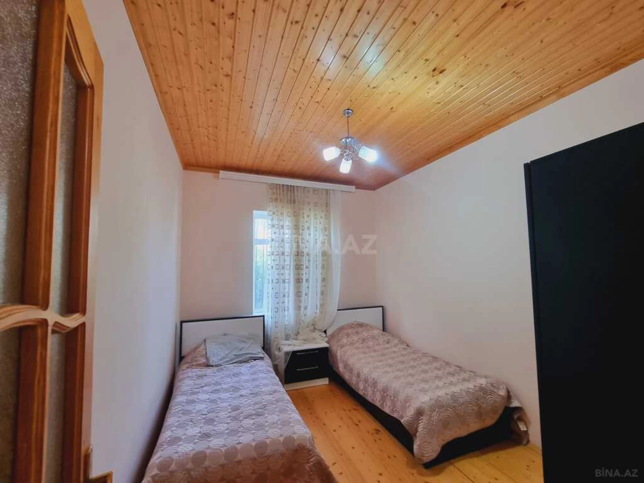 Satılır 4 otaqlı həyət evi 200 m²