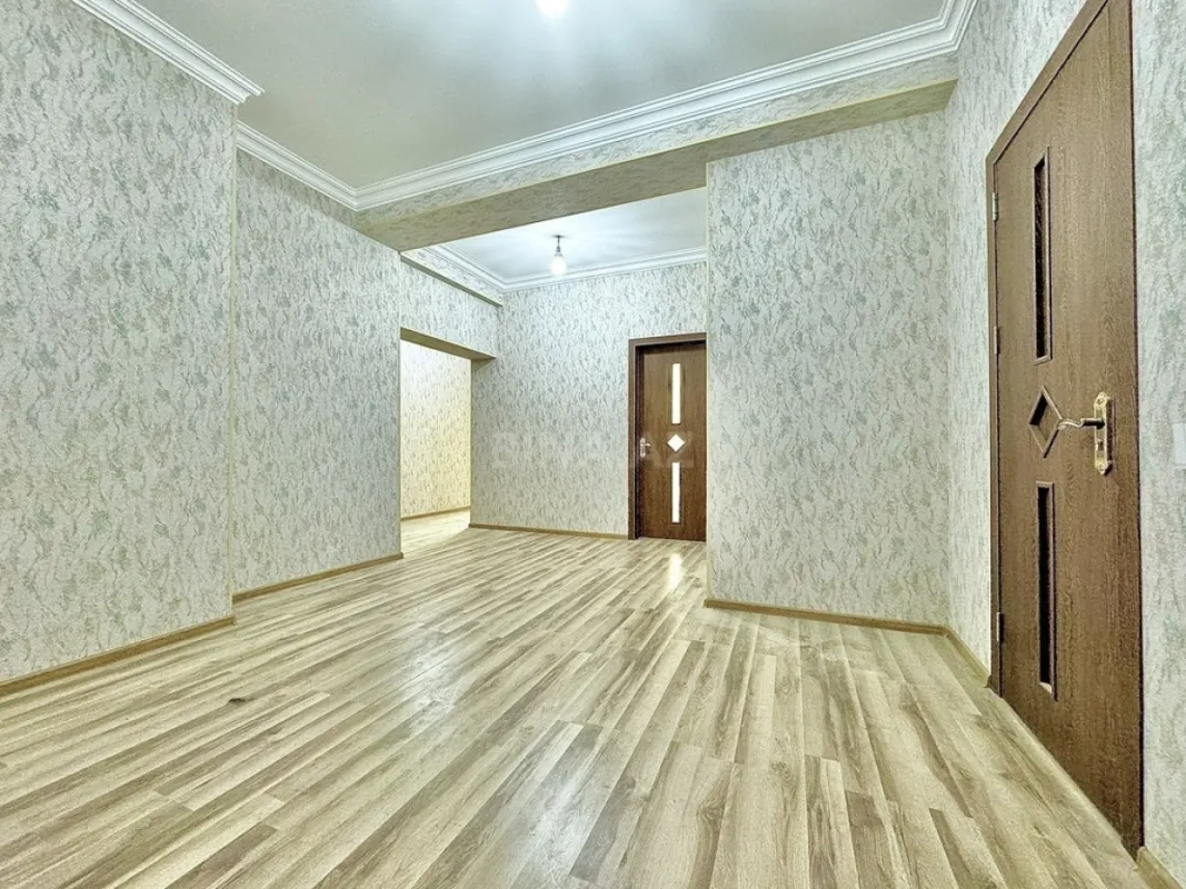 Satılır 3 otaqlı mənzil 125 m²