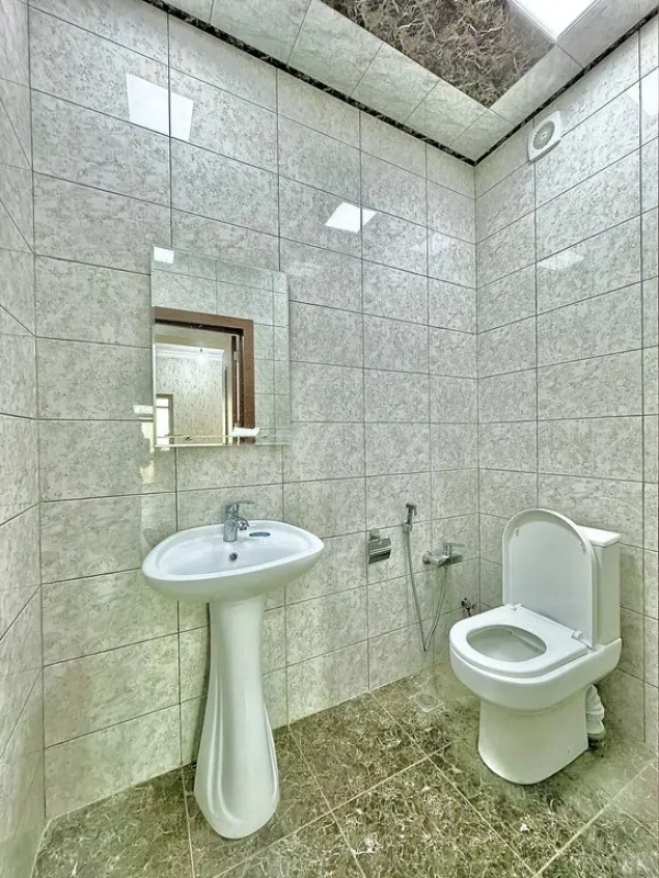 Satılır 3 otaqlı mənzil 125 m²