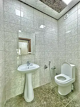Satılır 3 otaqlı mənzil 125 m²