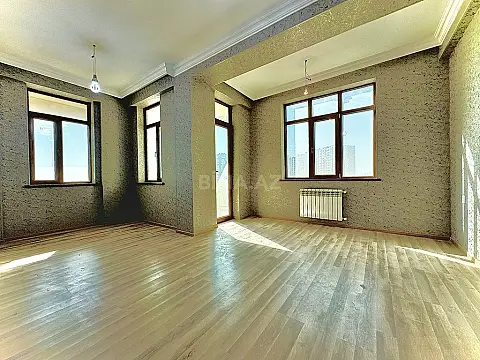Satılır 3 otaqlı mənzil 125 m²