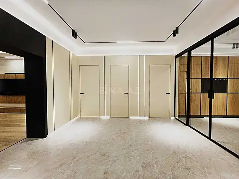 Kirayə verilir 3 otaqlı mənzil 171 m²