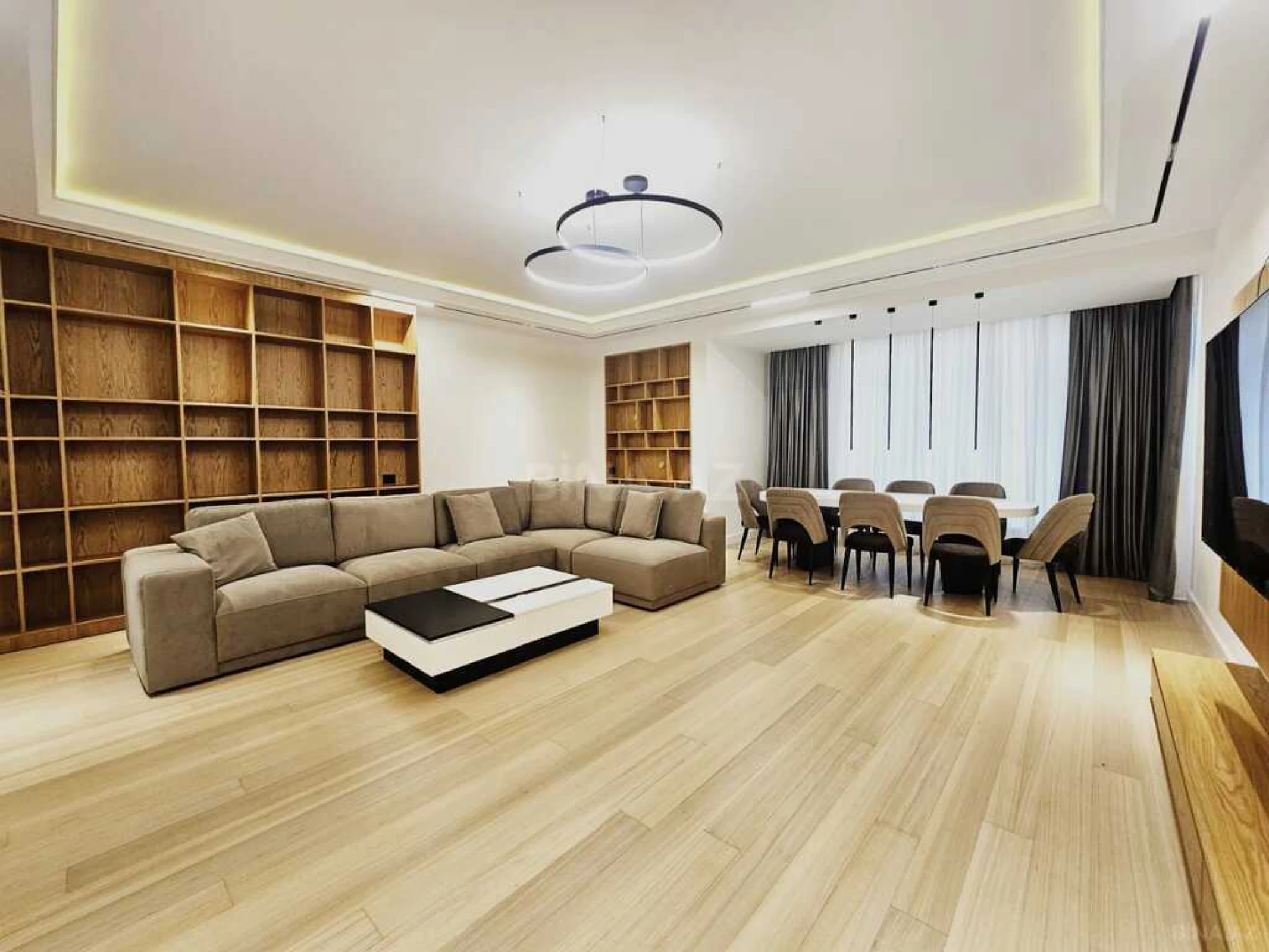Kirayə verilir 3 otaqlı mənzil 171 m²