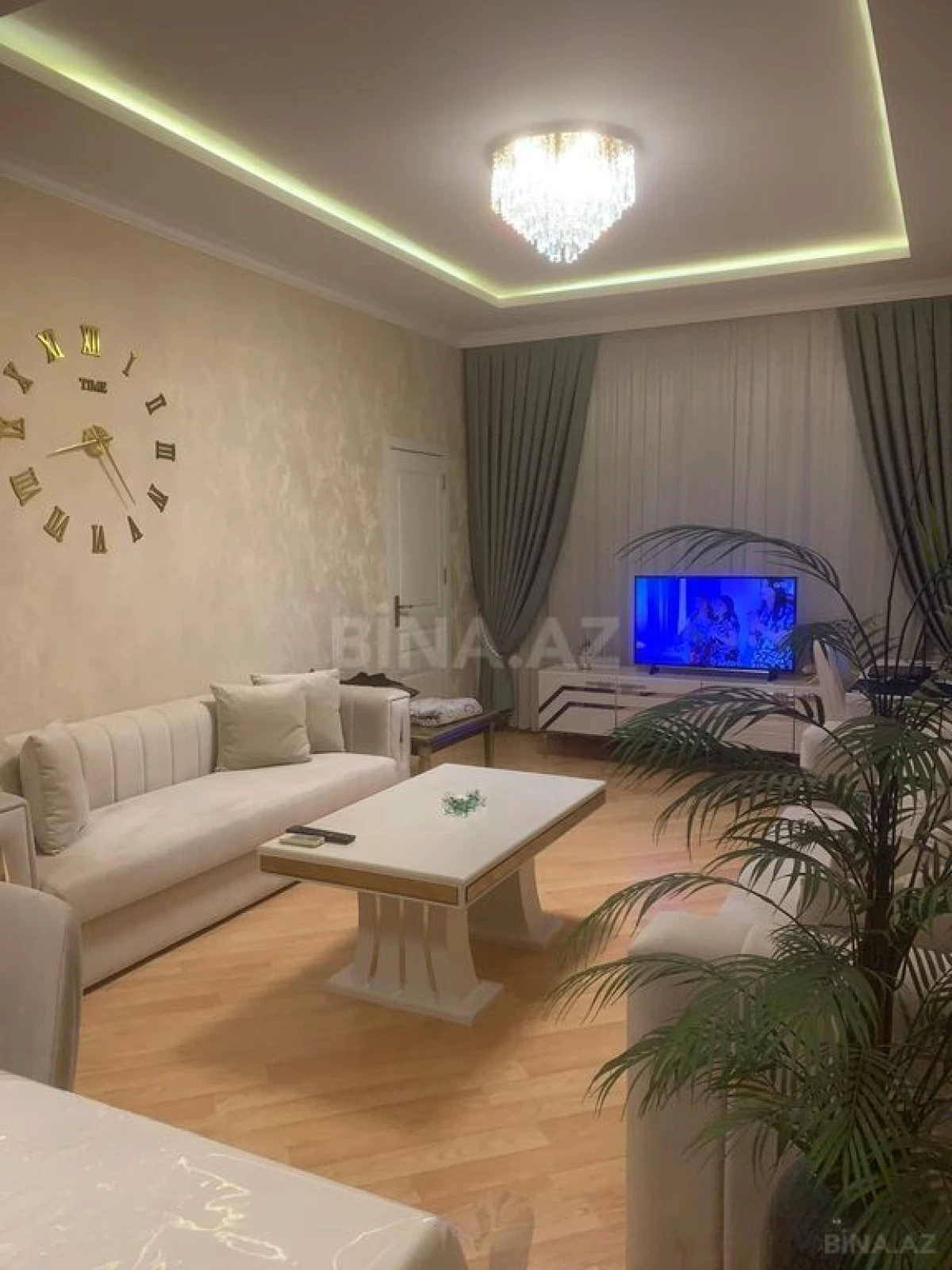 Satılır 2 otaqlı mənzil 68 m²