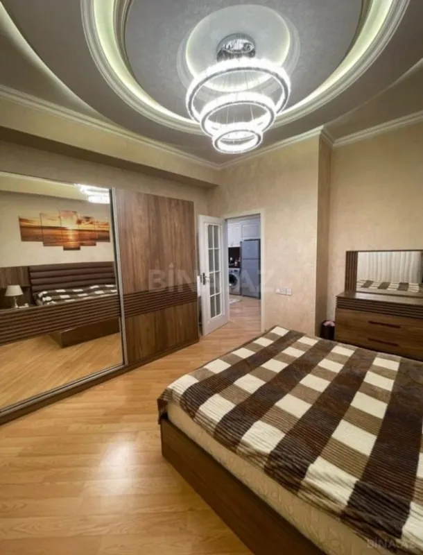 Satılır 2 otaqlı mənzil 68 m²