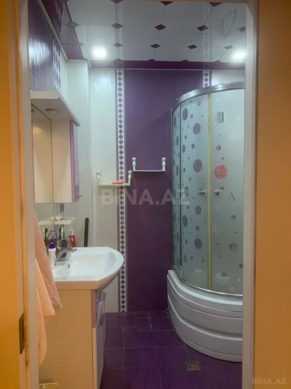 Satılır 2 otaqlı mənzil 68 m²
