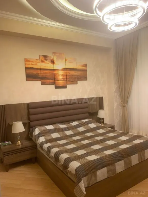 Satılır 2 otaqlı mənzil 68 m²