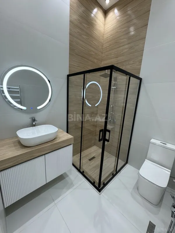 Satılır 5 otaqlı həyət evi 225 m²
