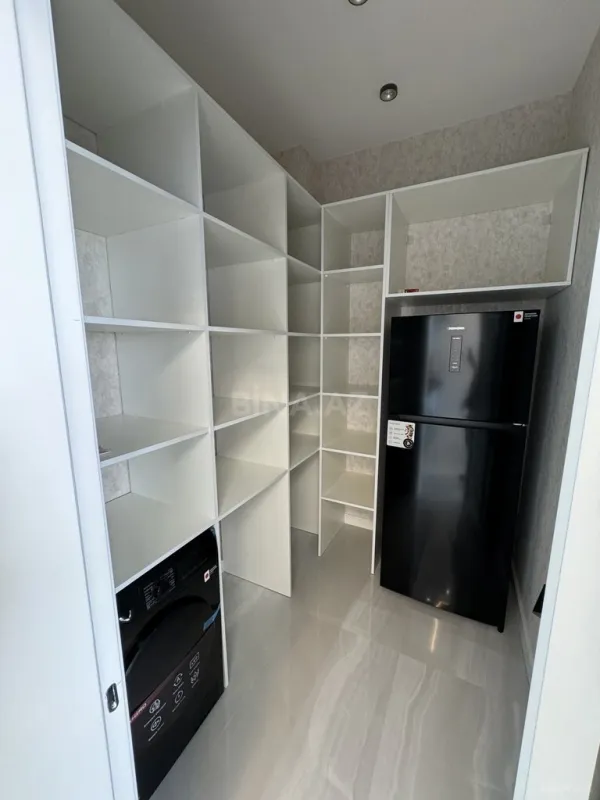 Satılır 5 otaqlı həyət evi 225 m²