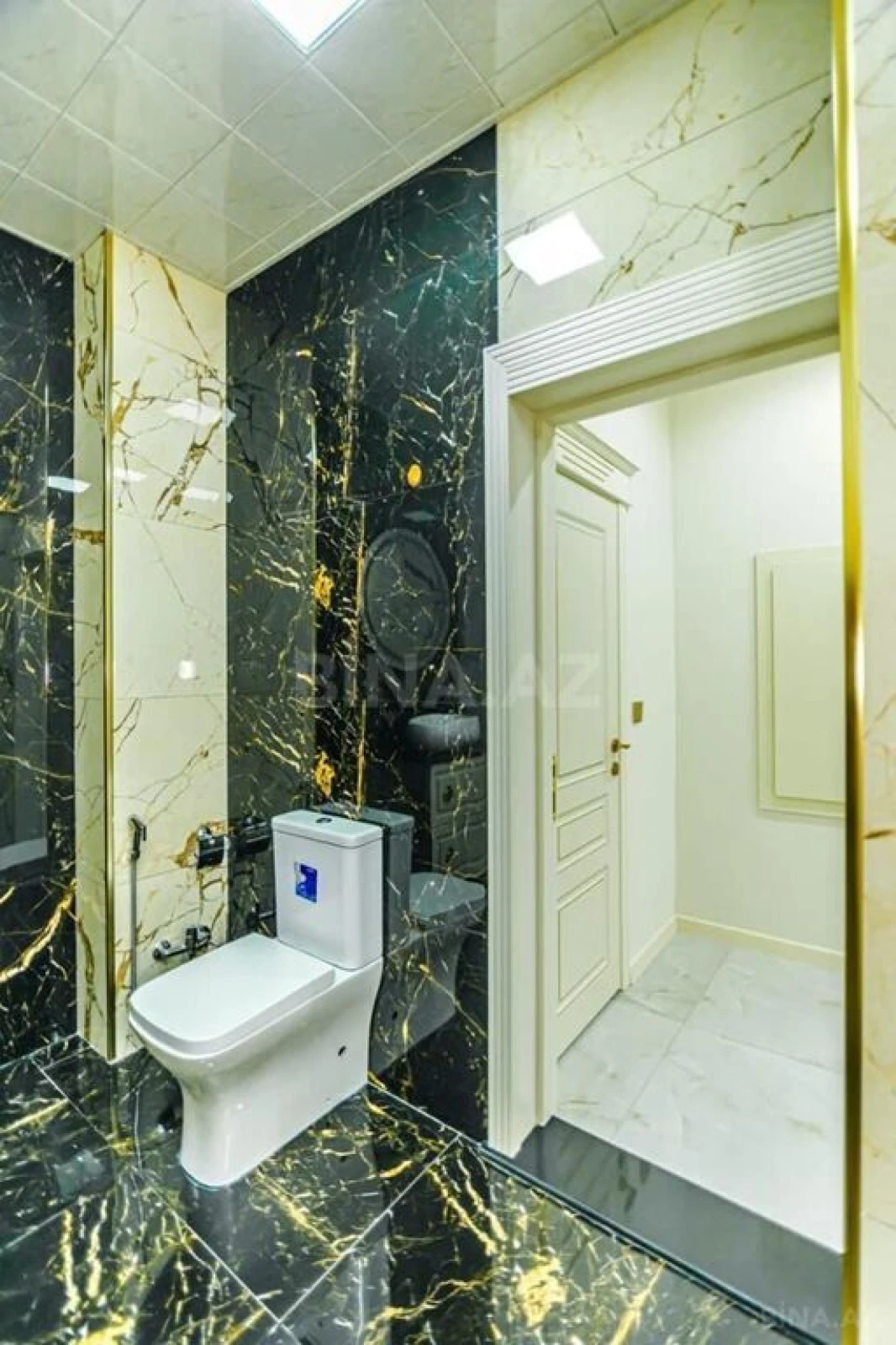 Satılır 5 otaqlı mənzil 180 m²