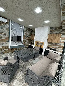 Satılır 5 otaqlı həyət evi 280 m²