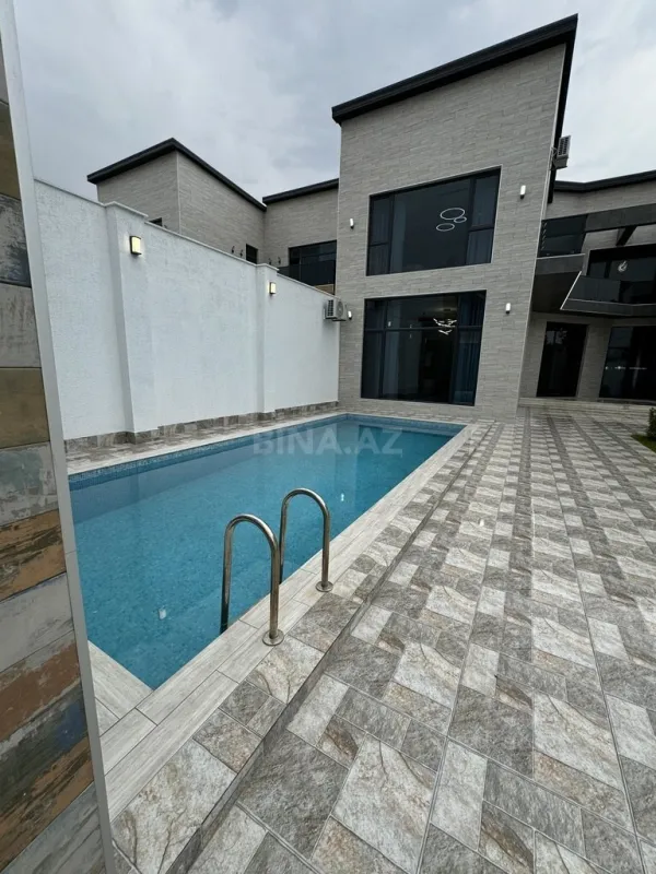 Satılır 5 otaqlı həyət evi 280 m²