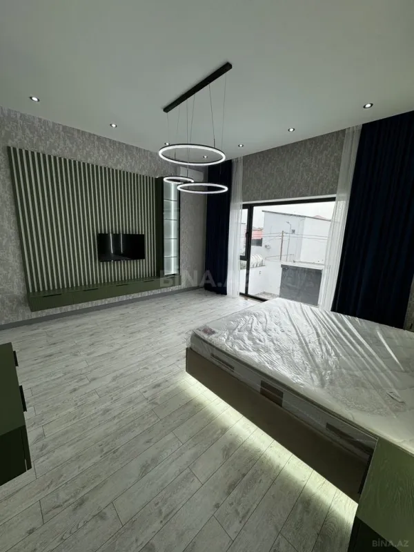 Satılır 5 otaqlı həyət evi 280 m²