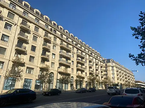 Satılır 4 otaqlı mənzil 195 m² — Bakı, Yeni Günəşli 4 otaq 195.00 m²
