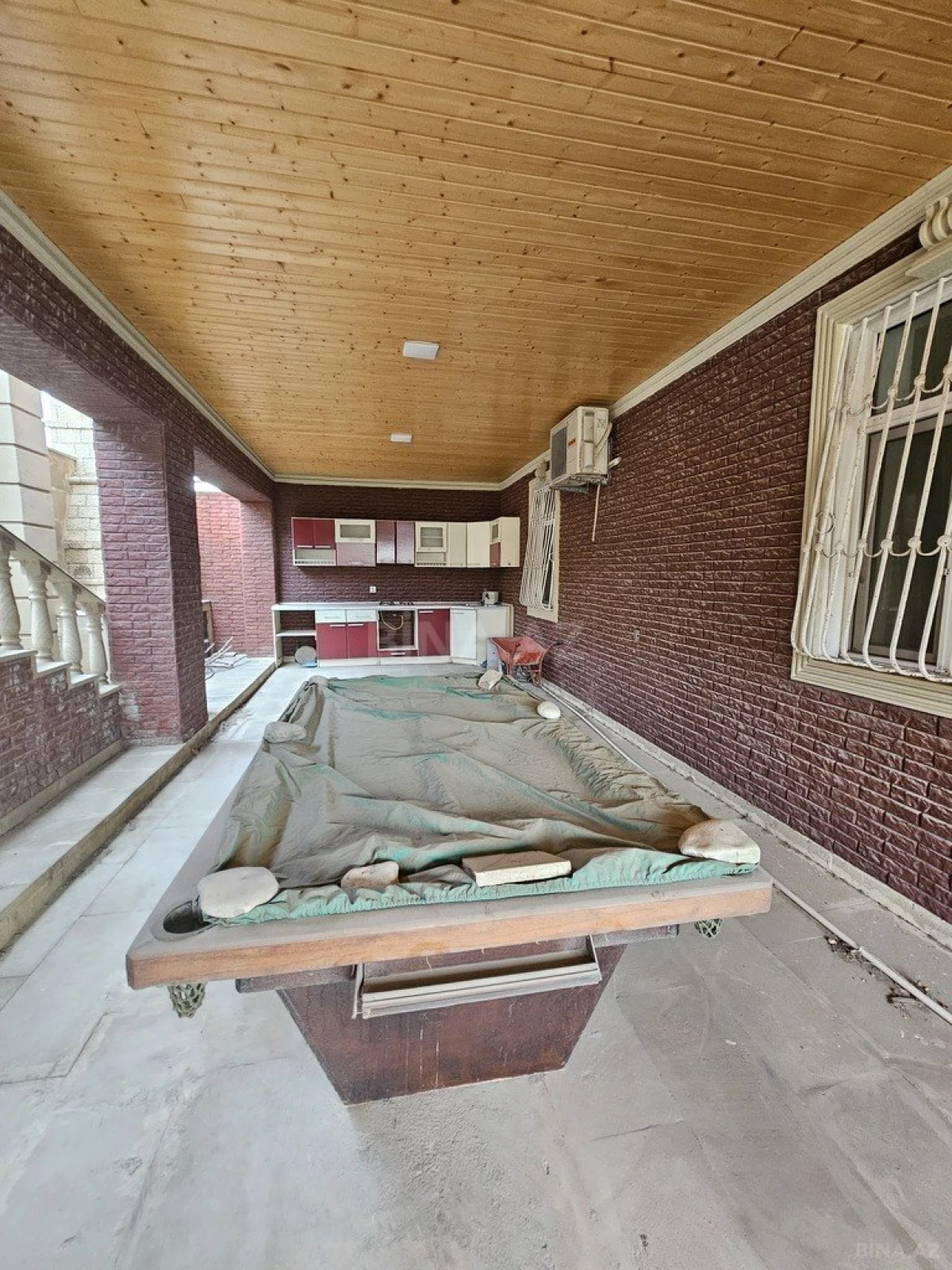 Satılır 6 otaqlı həyət evi 320 m²