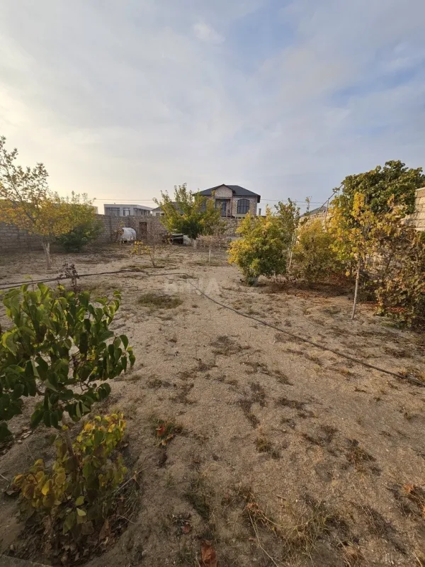 Satılır 6 otaqlı həyət evi 320 m²