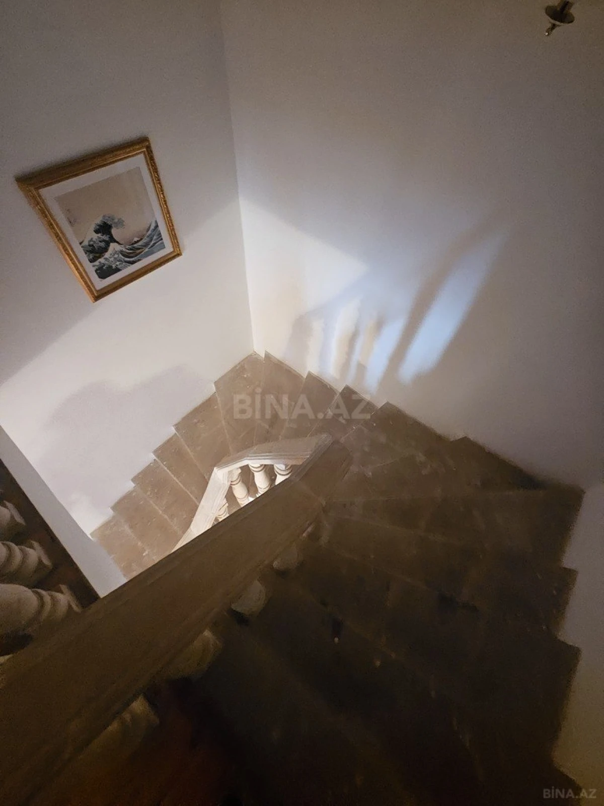 Satılır 6 otaqlı həyət evi 320 m²