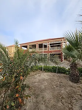 Satılır 6 otaqlı həyət evi 320 m²