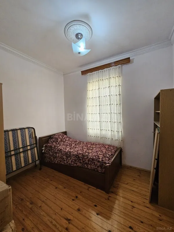 Satılır 6 otaqlı həyət evi 320 m²
