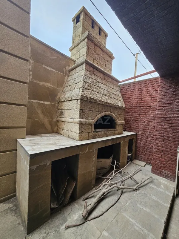 Satılır 6 otaqlı həyət evi 320 m²