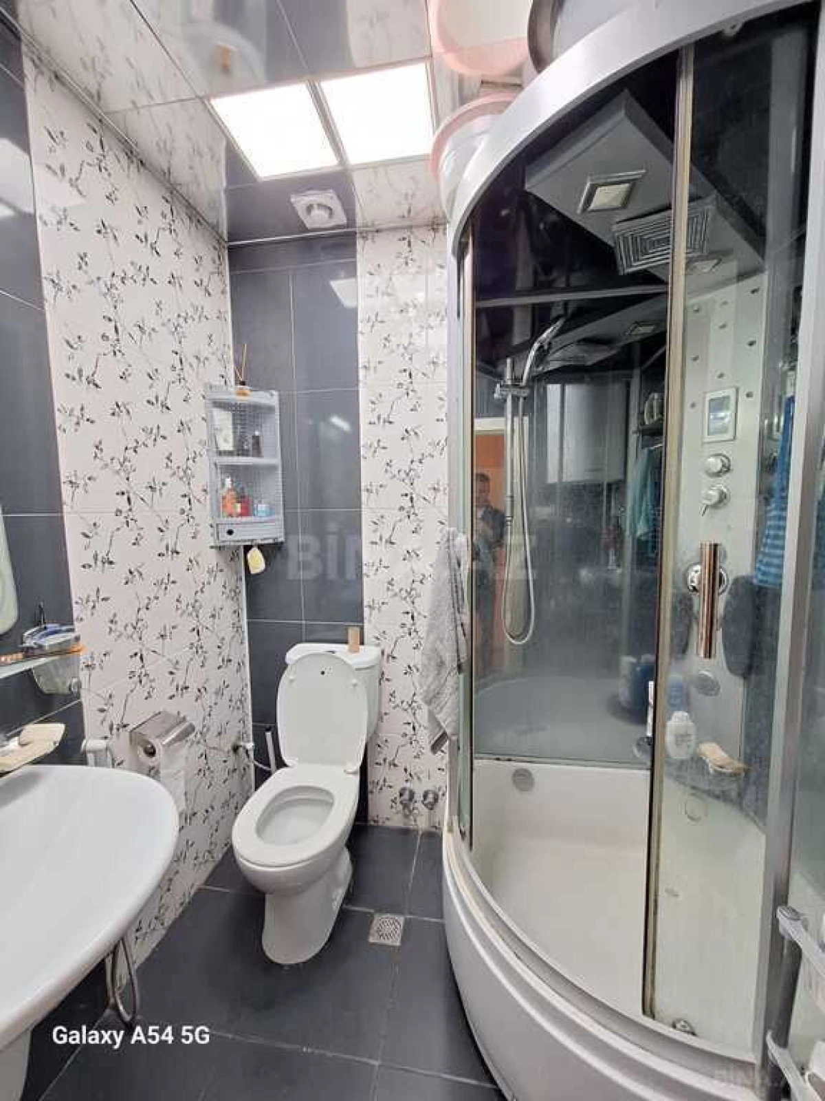 Satılır 3 otaqlı mənzil 85 m²
