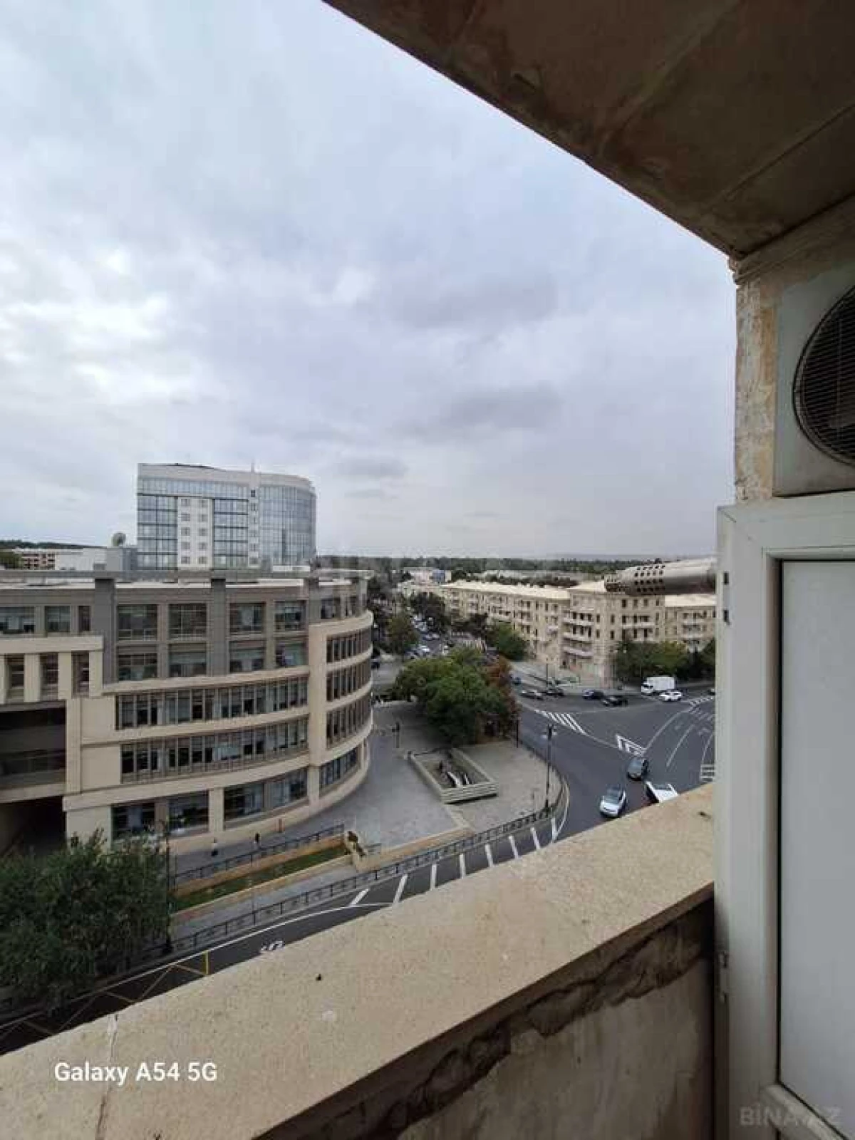 Satılır 3 otaqlı mənzil 85 m²