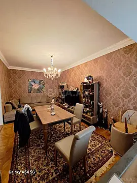 Satılır 3 otaqlı mənzil 85 m²