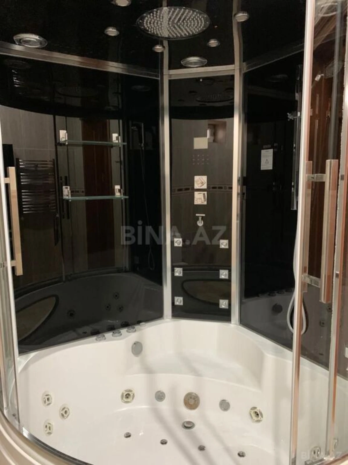 Kirayə verilir 6 otaqlı həyət evi 400 m²