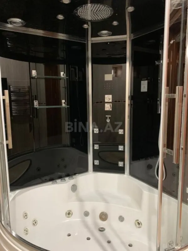 Kirayə verilir 6 otaqlı həyət evi 400 m²