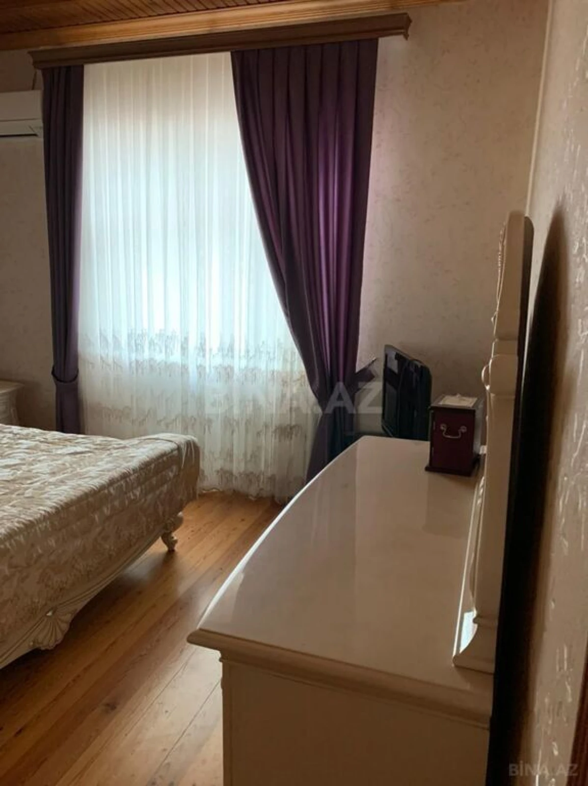 Kirayə verilir 6 otaqlı həyət evi 400 m²