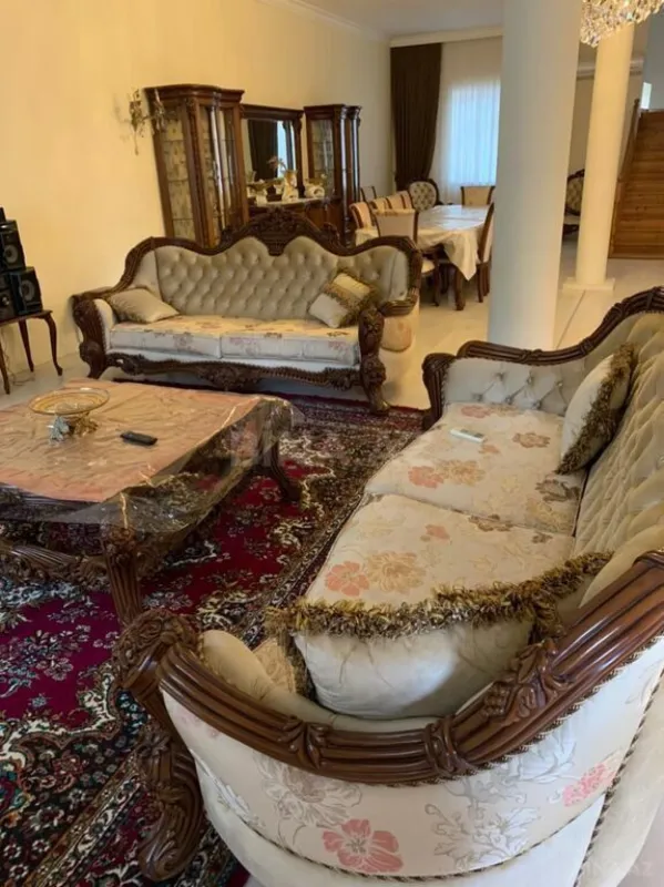 Kirayə verilir 6 otaqlı həyət evi 400 m²