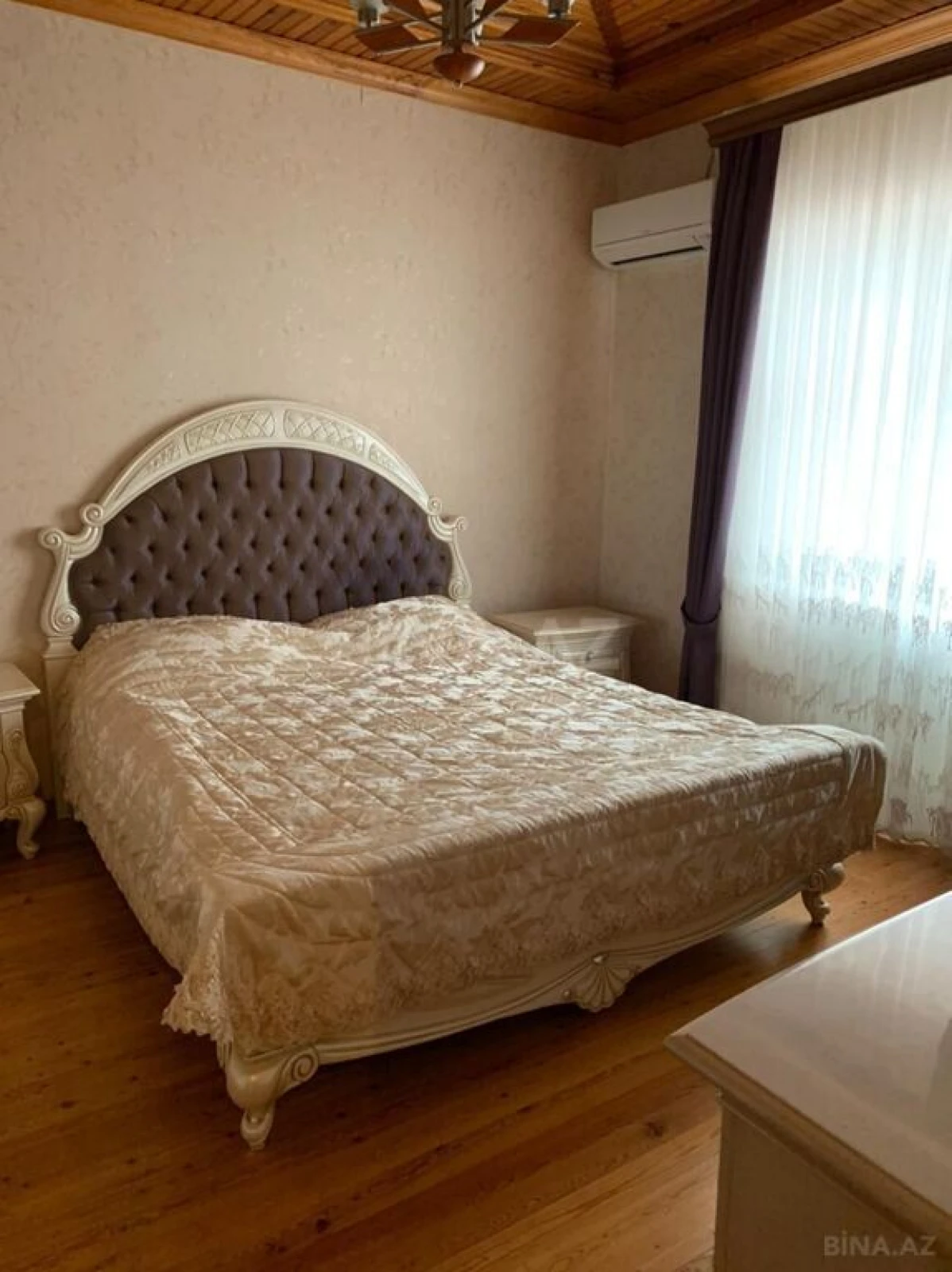 Kirayə verilir 6 otaqlı həyət evi 400 m²