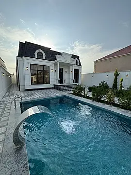 Satılır 8 otaqlı həyət evi 440 m²